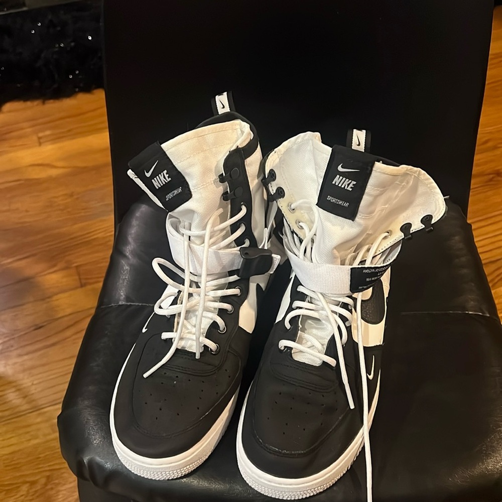 Nike panda dunks